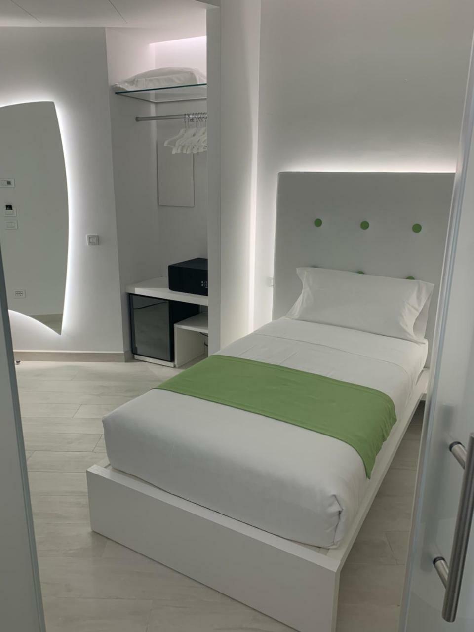 Ahd Rooms Мілан Екстер'єр фото